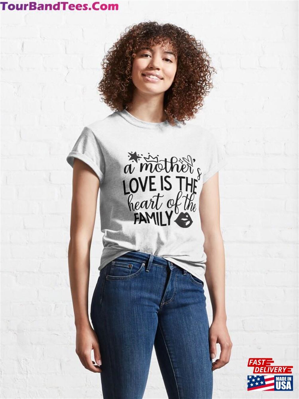 A Mother’S Love Is The Heart Of Family Classic T-Shirt 29Uf111679 – Utopia Fashion