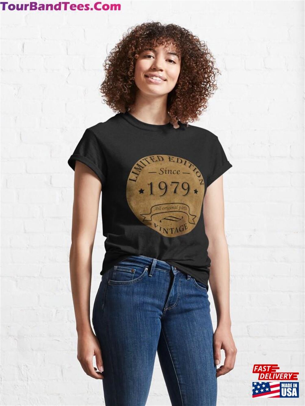 Born In Vintage Birthday Retro Classic T-Shirt Sweatshirt 29Uf111964 – Utopia Fashion