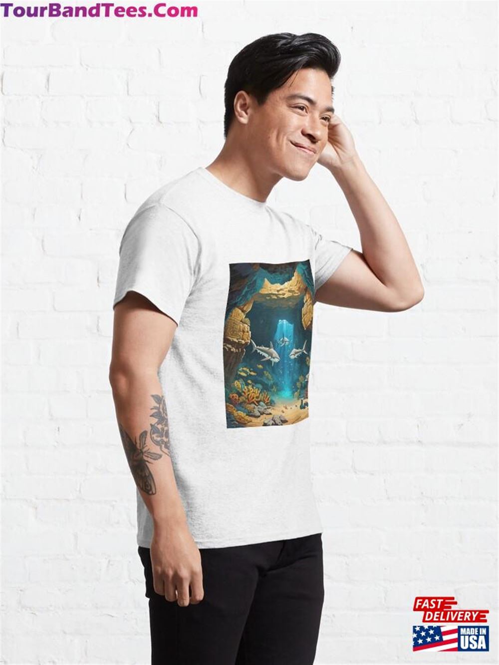 Cave Of Sharks Classic T-Shirt Unisex 29Uf096712 – Utopia Fashion