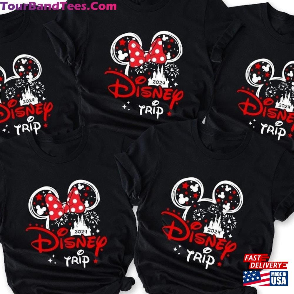 D I S N E Y Trip Castle Family Matching Shirts Mikey And Minnie Vacation Outfit T-Shirt Classic 29Uf096552 – Utopia Fashion