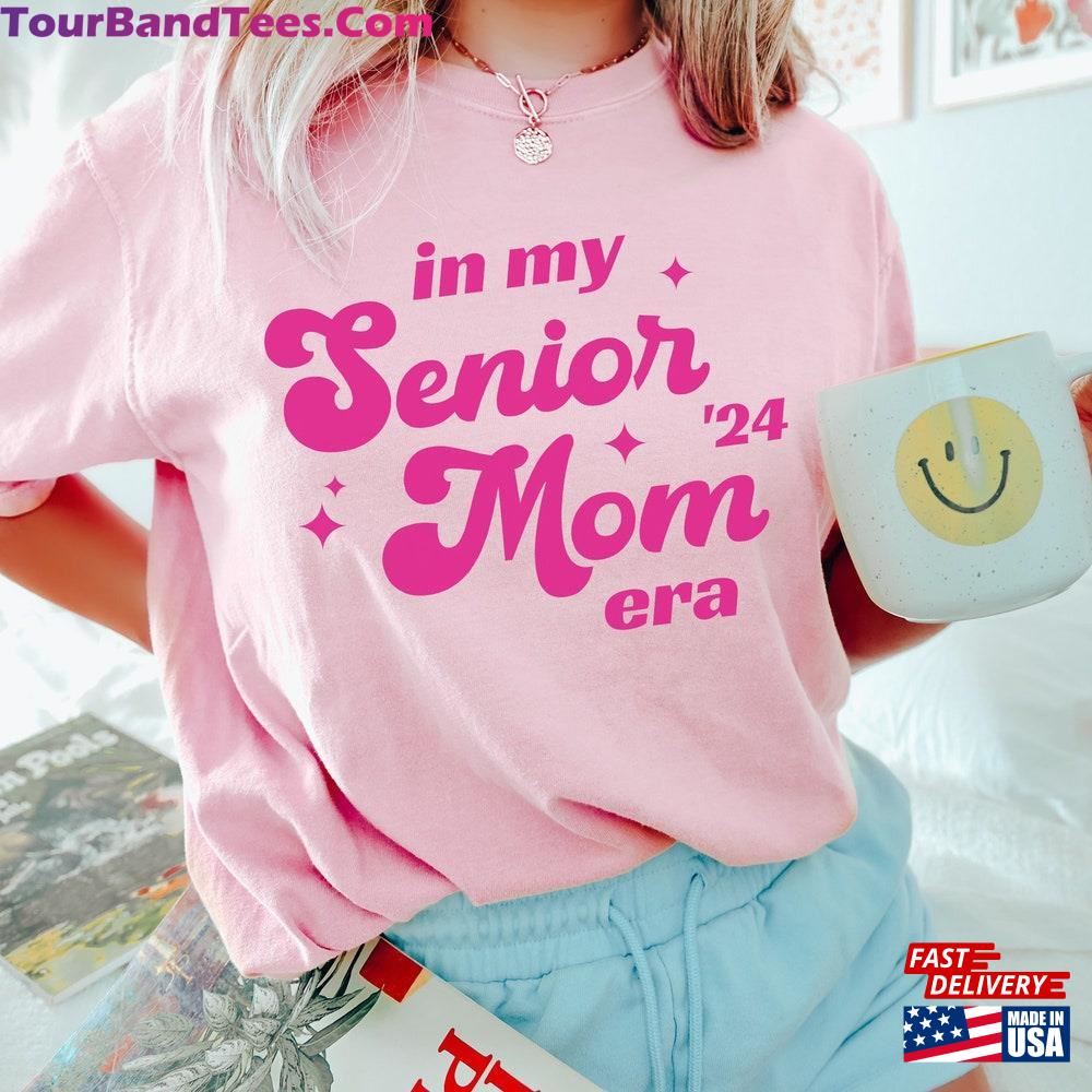 In My Senior Mom Era Shirt Hoodie T-Shirt 29Uf116076 – Utopia Fashion