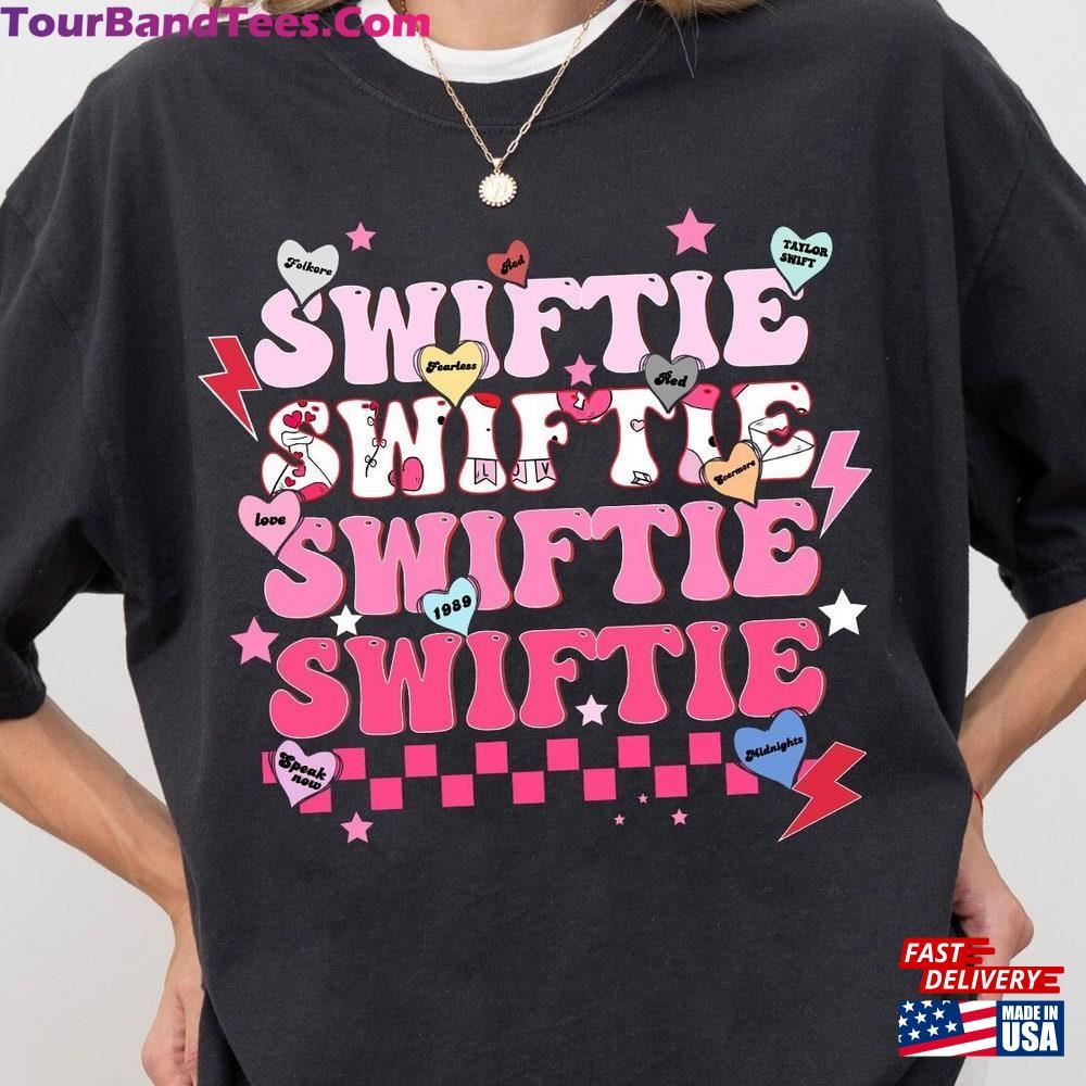 Swiftie Font Style Shirt Eras Tour T-Shirt Taylor Swift Unisex Hoodie 29Uf092897 – Utopia Fashion