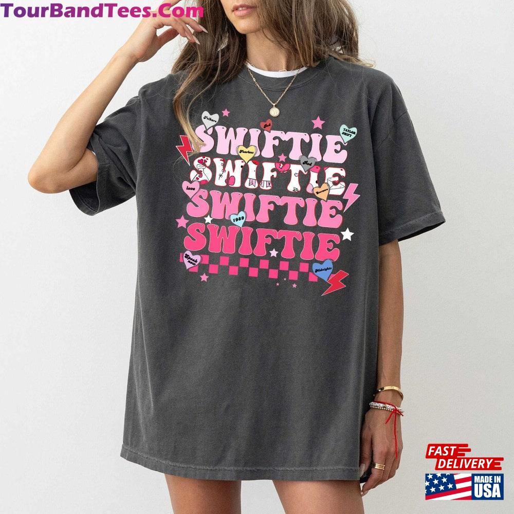 Swiftie Font Style Shirt Eras Tour T-Shirt Taylor Swift Unisex Hoodie 29Uf092897 – Utopia Fashion