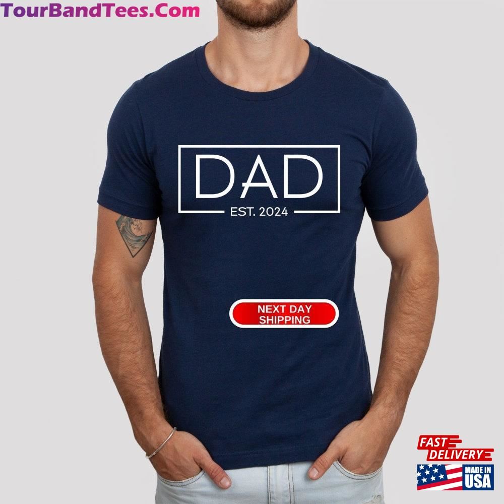 T-Shirt For Men Dad Est Funny Shirt Sweatshirt 29Uf107162 – Utopia Fashion