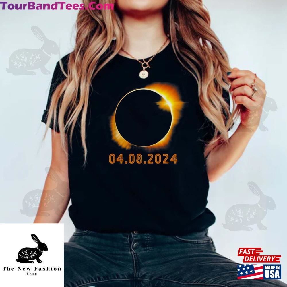 Total Solar Eclipse Shirt April Usa Map Sweatshirt T-Shirt 29Uf092227 – Utopia Fashion