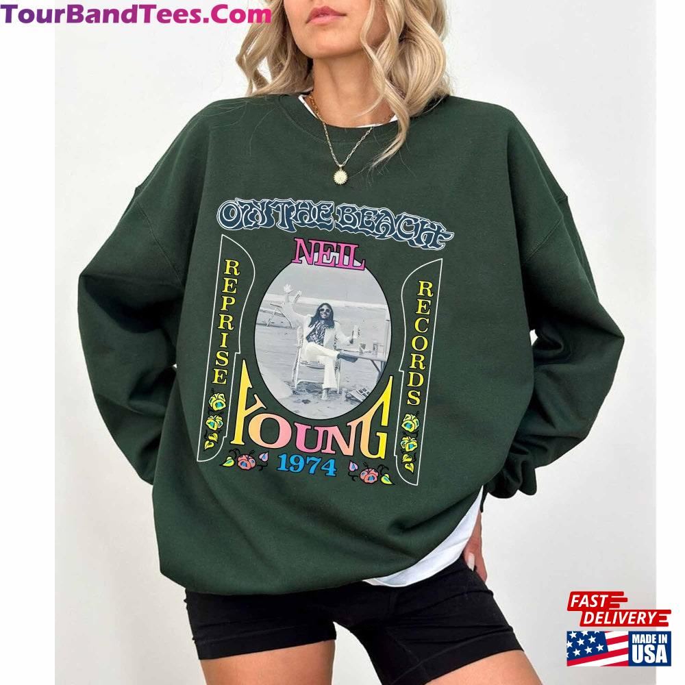 Vintage Neil Young Shirt On The Beach 70S Psychedelic Fan Hoodie Unisex 29Uf097724 – Utopia Fashion