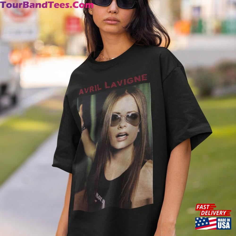 Vintage Avril Lavigne Shirt Rock Music Tee Band Merchandise Unisex T-Shirt 29Uf096661 – Utopia Fashion